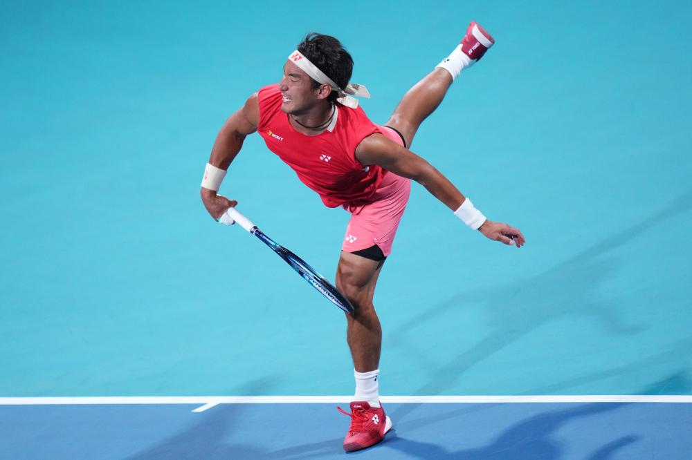 记者：阿根廷全队周四启程前往安哥拉，梅西届时将首发出战